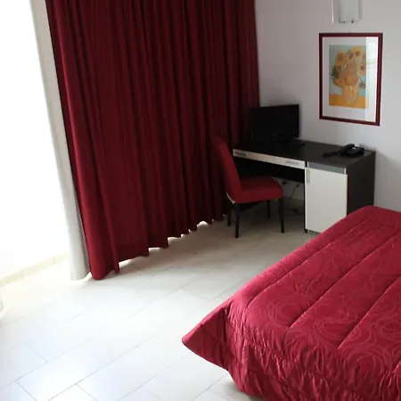 Hotel Capannino Della Suvera 2*