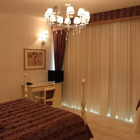 Capannino Della Suvera Hotel