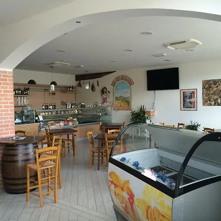 Capannino Della Suvera Hotel