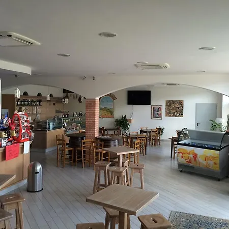 Hotel Capannino Della Suvera 2*