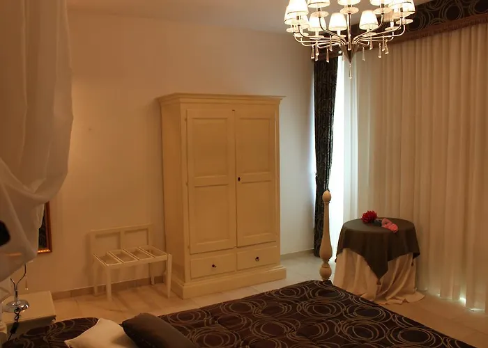 Capannino Della Suvera 酒店 2*